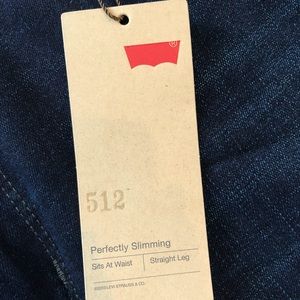 Levi’s Straight Jean